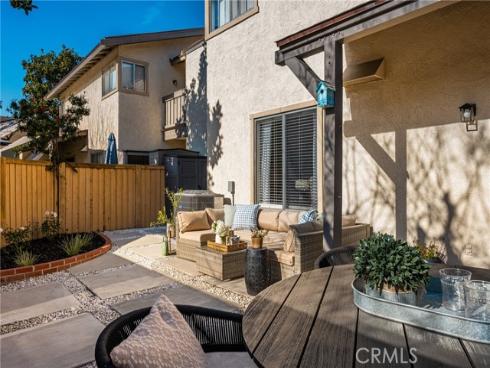 92 Echo Run, Irvine, CA