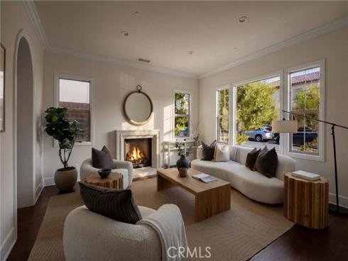 77  Clifford  , Irvine, CA