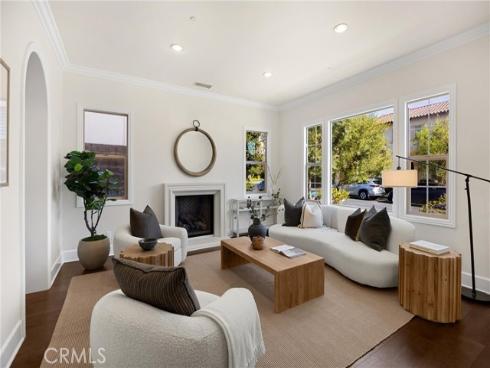 77  Clifford  , Irvine, CA