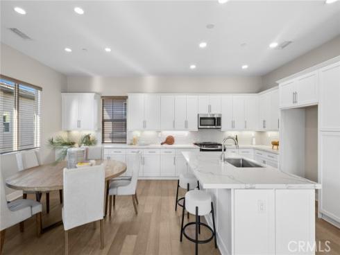 217  Cultivate  , Irvine, CA