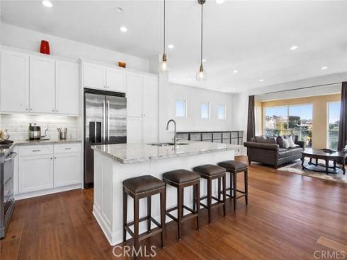 251  Follyhatch  , Irvine, CA