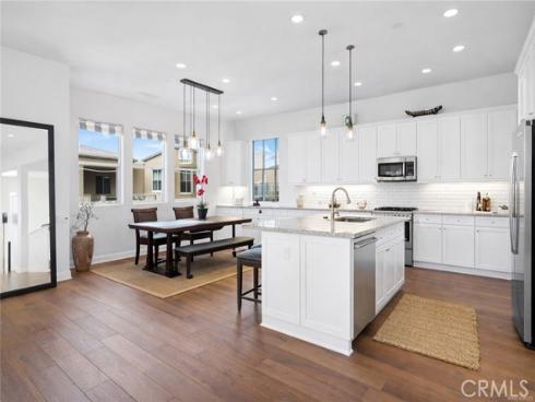 251  Follyhatch  , Irvine, CA