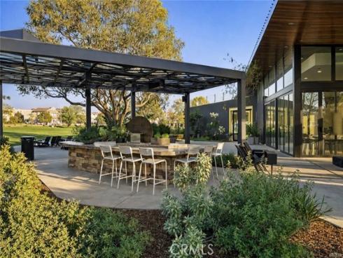 251  Follyhatch  , Irvine, CA