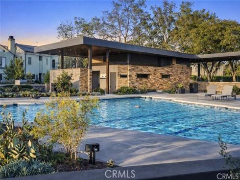 251  Follyhatch  , Irvine, CA