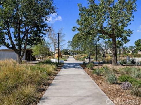 251  Follyhatch  , Irvine, CA