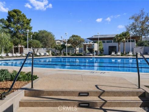 251  Follyhatch  , Irvine, CA