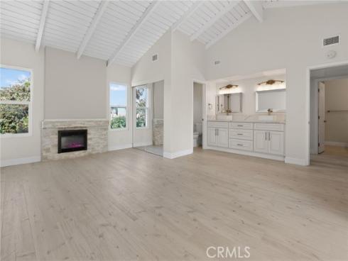 12  Foxglove  , Irvine, CA