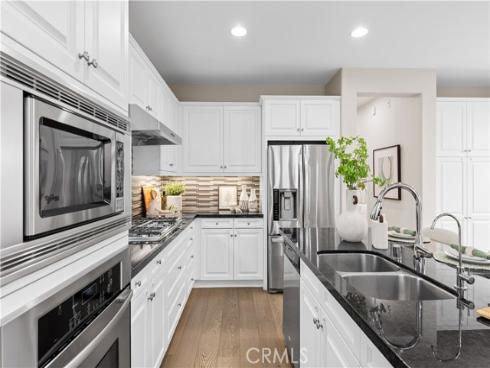 129  Pathway  , Irvine, CA