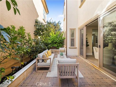 129  Pathway  , Irvine, CA