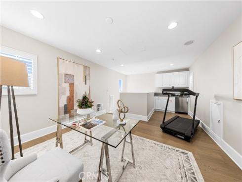 129  Pathway  , Irvine, CA