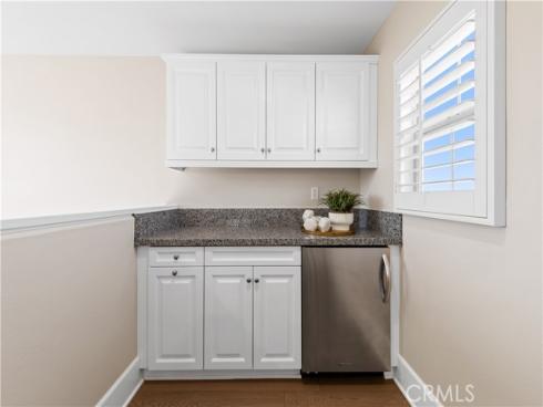 129  Pathway  , Irvine, CA