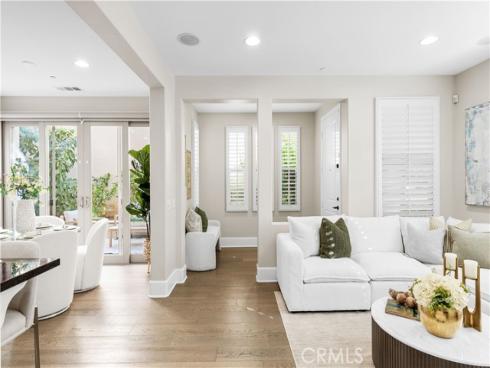 129  Pathway  , Irvine, CA