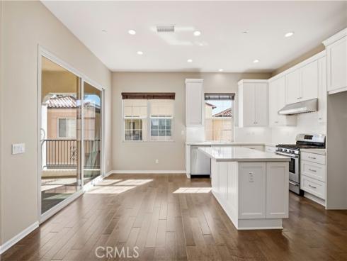 142  Firefly  , Irvine, CA