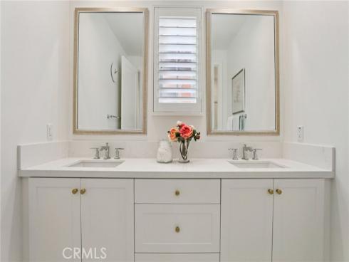 103  Villa Ridge  , Irvine, CA