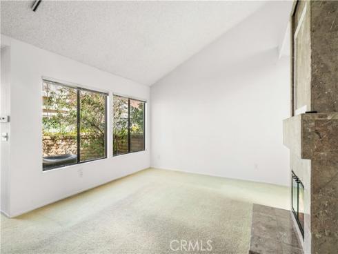 20  Navarre  134 , Irvine, CA