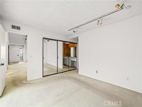 20  Navarre  134 , Irvine, CA