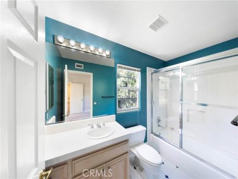 28  Brigmore Aisle  , Irvine, CA