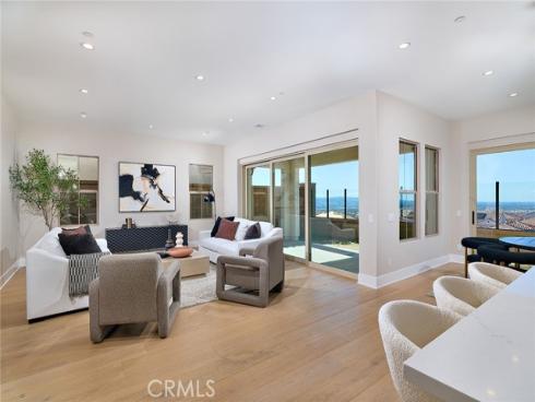 113  Oakstone  , Irvine, CA