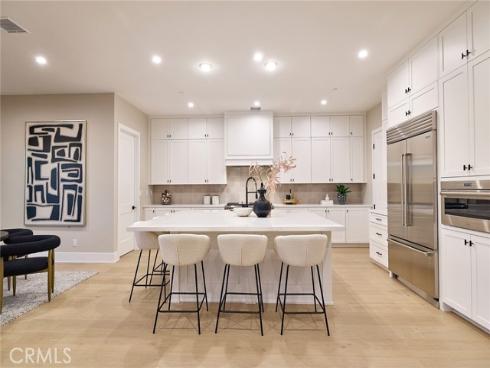 113  Oakstone  , Irvine, CA