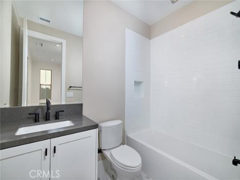 113  Oakstone  , Irvine, CA