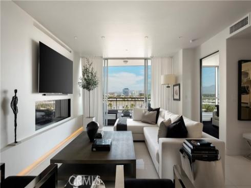 8085  Scholarship  , Irvine, CA