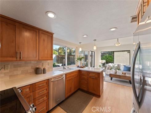 1  Holly  , Irvine, CA