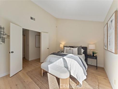 1  Holly  , Irvine, CA