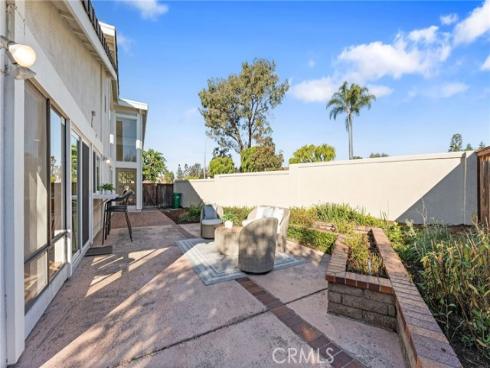 1  Holly  , Irvine, CA