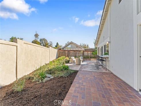 1  Holly  , Irvine, CA