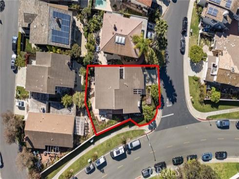 1  Holly  , Irvine, CA