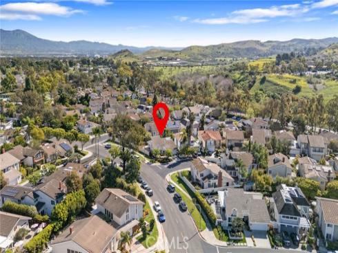 1  Holly  , Irvine, CA