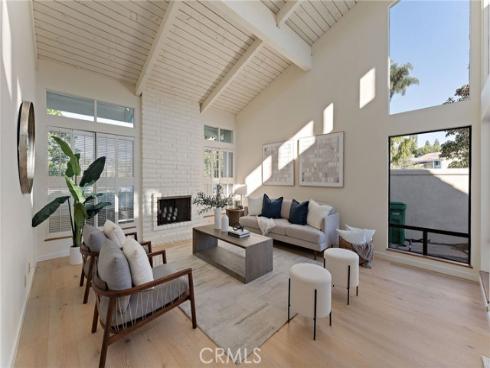 1  Holly  , Irvine, CA