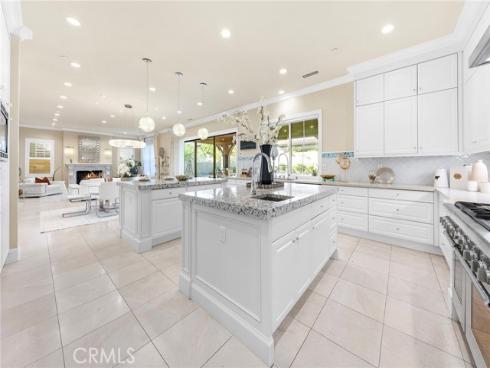 123  Calderon  , Irvine, CA