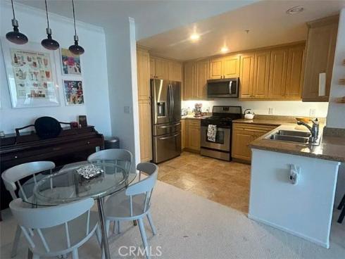 3400  Watermarke  , Irvine, CA