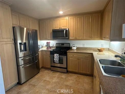 3400  Watermarke  , Irvine, CA