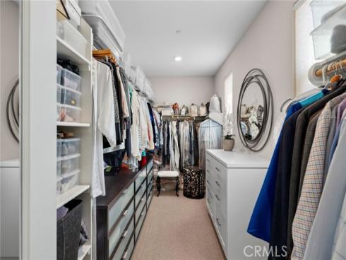 131  Spiral  , Irvine, CA