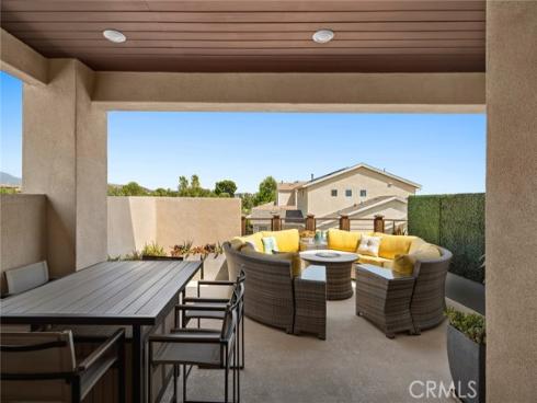 131  Spiral  , Irvine, CA