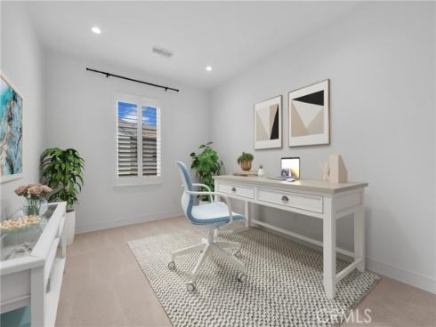 115  Della  , Irvine, CA