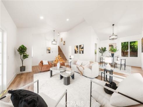 17 Blazing Star , Irvine, CA