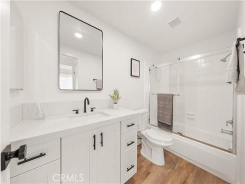 17 Blazing Star , Irvine, CA