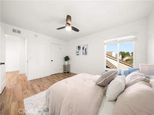 17 Blazing Star , Irvine, CA