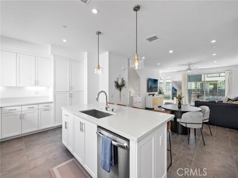 162  Placemark  , Irvine, CA