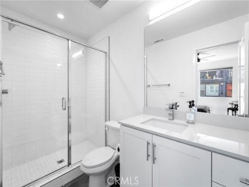 162  Placemark  , Irvine, CA