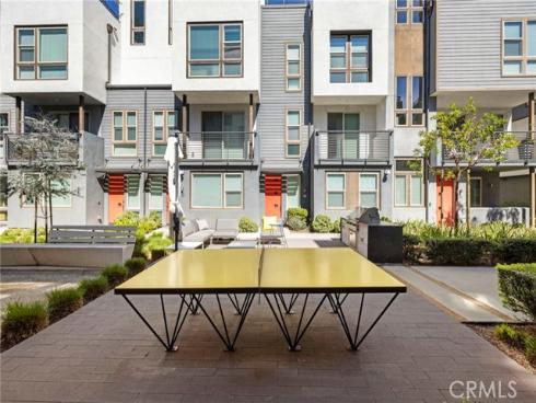 162  Placemark  , Irvine, CA