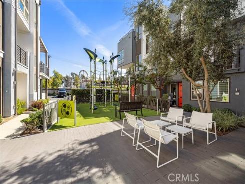 162  Placemark  , Irvine, CA