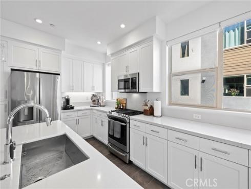 162  Placemark  , Irvine, CA