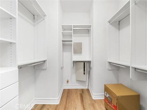 97  Rinaldi  , Irvine, CA