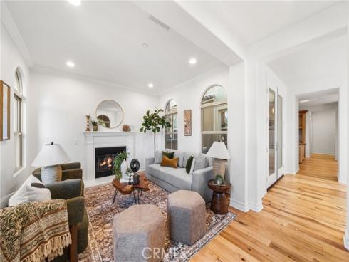 97  Rinaldi  , Irvine, CA