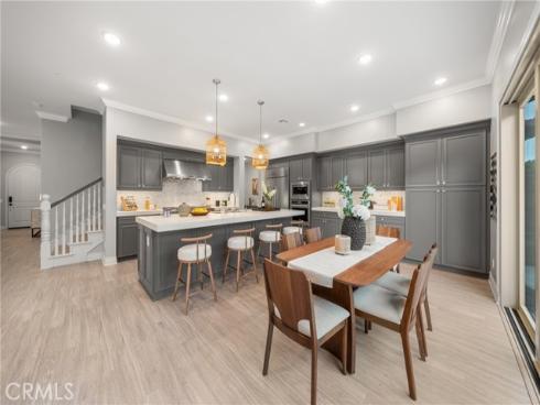 113  Wanderer  , Irvine, CA