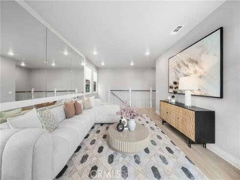 113  Wanderer  , Irvine, CA